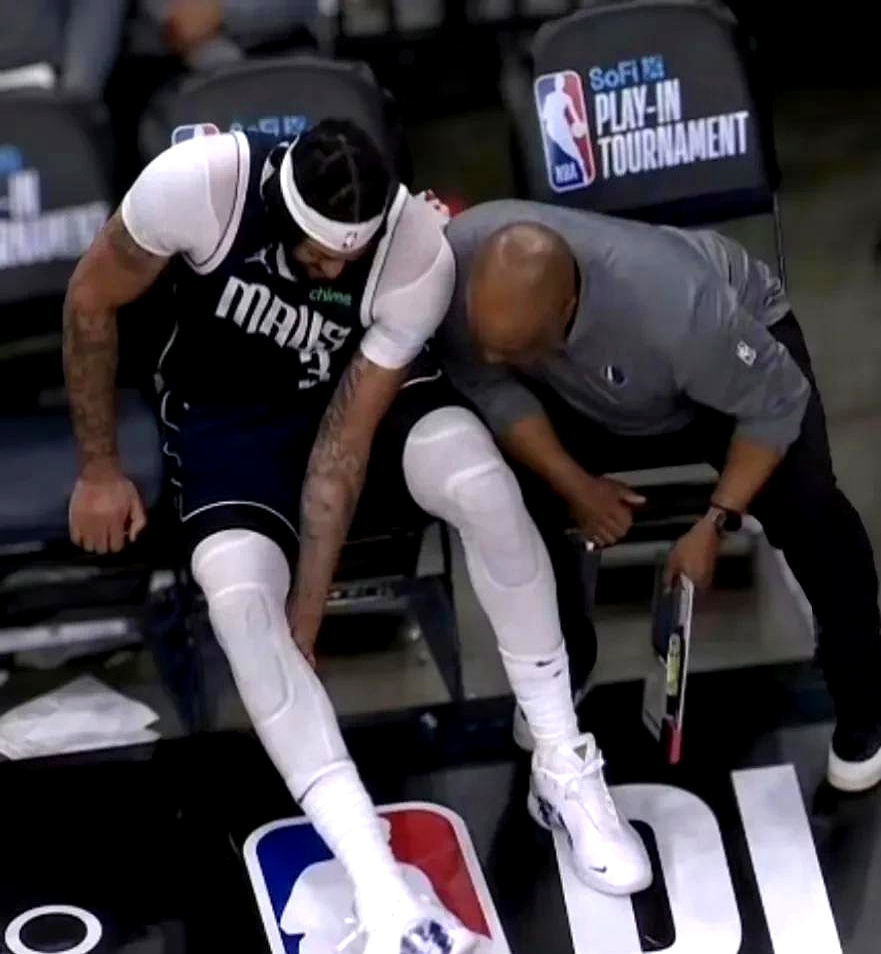 九游中国-浓眉哥在独行侠比赛中晋级下一阶段，败北引发热议！再创辉煌时刻的简单介绍